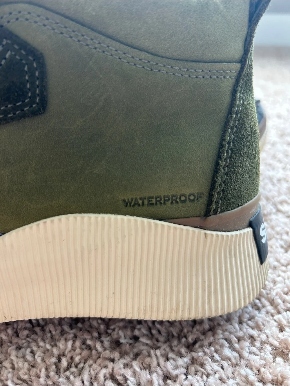 Sorel Women’s Olive Green and Black Waterproof Boots